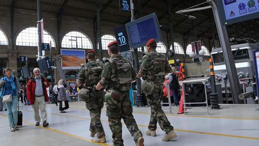 France: panique gare du Nord à Paris, un homme arrêté avec un couteau