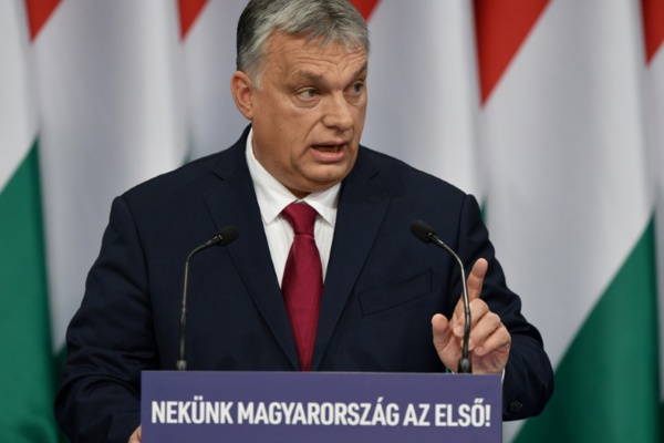 Hongrie: une "loi coronavirus" assure à Viktor Orban des pouvoirs quasi illimités