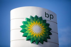 Aprés les excuses de BP Kosmos réduit ses dépenses pour cette année