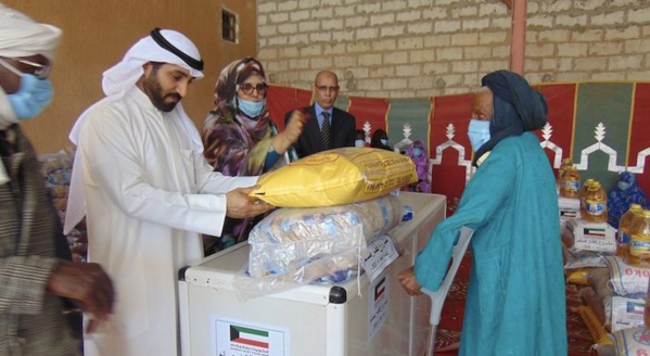 L’ambassade du Koweït à Nouakchott lance une opération de distribution « d’Iftar » à 1300 familles mauritaniennes