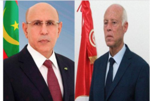 Le Président de la République reçoit un appel téléphonique du Président Tunisien