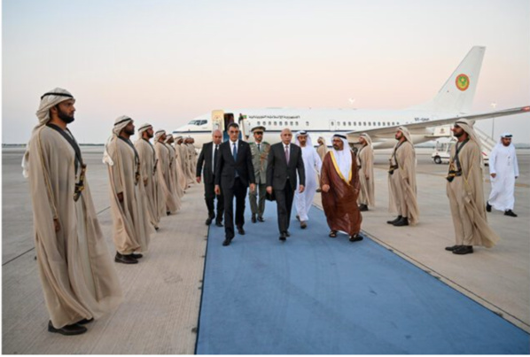 Le Président de la République arrive à Abu Dhabi