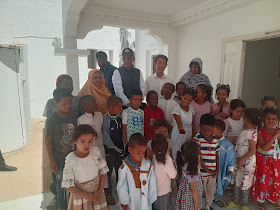 Rencontre culturelle entre l’ambassadeur du Japon en Mauritanie et des enfants au siège de l’ONG OAEMSD