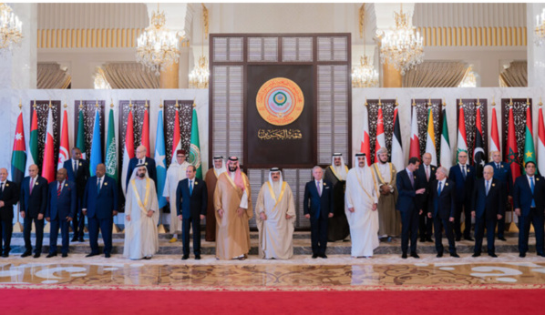 Le Président de la République assiste à l’ouverture de la 33ème session du Conseil de la Ligue des États Arabes