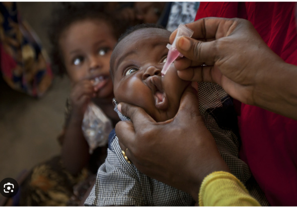 La ministre de la Santé supervise le lancement de la campagne nationale de vaccination contre la polio