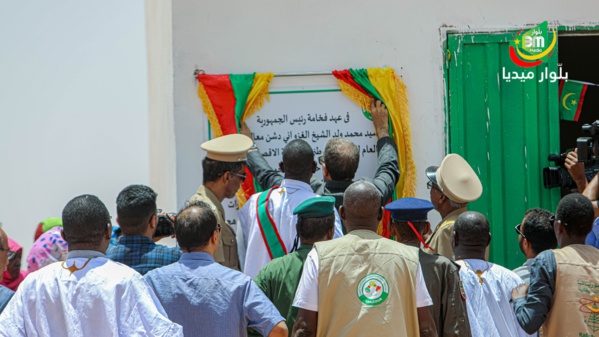 Le Délégué Général de TAAZOUR inaugure, depuis Bourat, 52 boutiques communautaires offrant 104 opportunités d'emploi aux jeunes