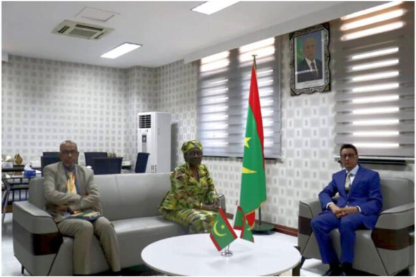 Le ministre de l’Économie reçoit la représentante de l’UNFPA en Mauritanie