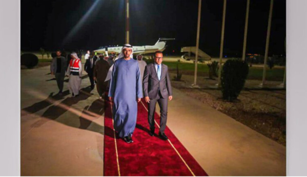 Le ministre d’État aux Affaires étrangères des Émirats Arabes Unis arrive à Nouakchott pour assister à l’investiture du Président de la République,