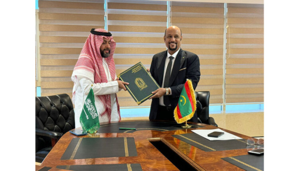 Signature du programme exécutif de coopération entre le ministère des Affaires islamiques et son homologue saoudien