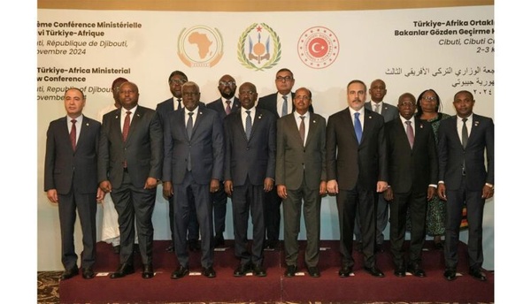 Le ministre des Affaires étrangères préside la troisième Conférence ministérielle d’examen Afrique-Turquie