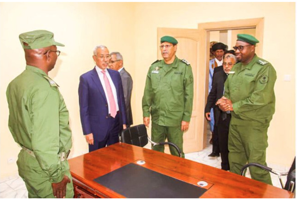 Le ministre de la Défense supervise l’inauguration des installations appartenant au commandement d’état-major de la gendarmerie nationale en Assaba