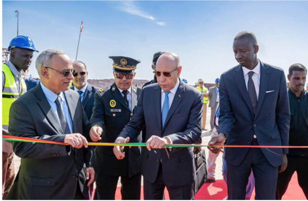 Le Président de la République inaugure une nouvelle ligne de transport de minerai à Nouadhibou