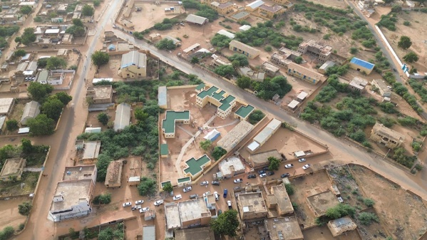 Le délégué général de TAAZOUR inaugure des structures éducatives et visite le projet Dari à Kaédi