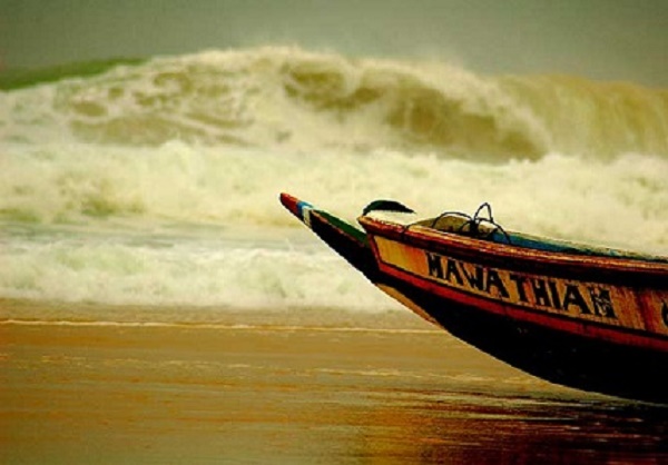 Sénégal: 21 morts dans le naufrage d'une pirogue (nouveau bilan)