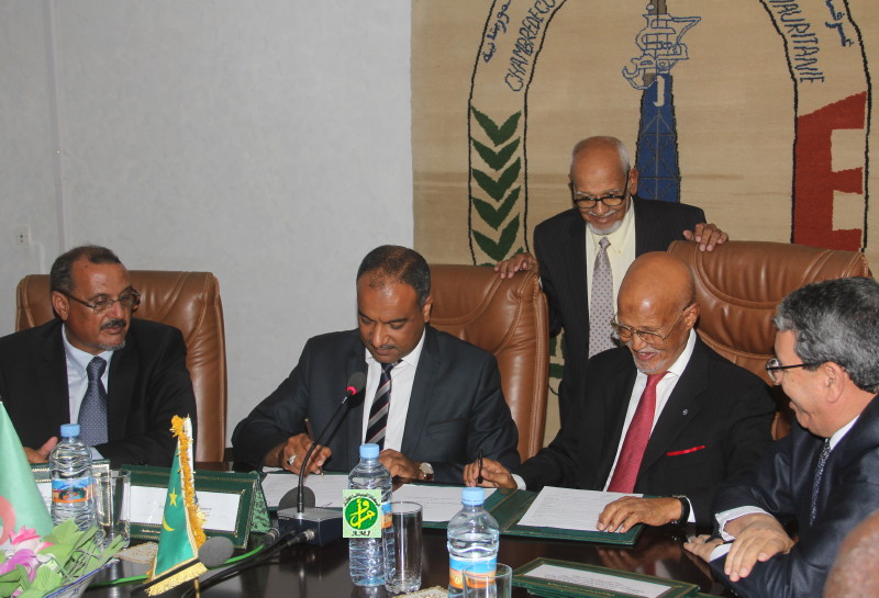 Signature d’une convention entre les chambres mauritanienne et algérienne du commerce