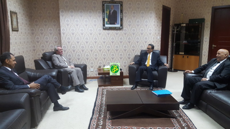 Le ministre des affaires étrangères s’entretient avec l’ambassadeur de France à Nouakchott