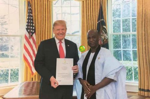 L’ambassadeur de Mauritanie aux USA présente ses lettres de créances au Président américain