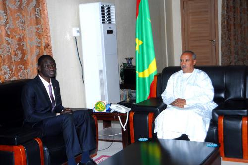 Le président de l’Assemblée nationale reçoit l’ambassadeur ivoirien