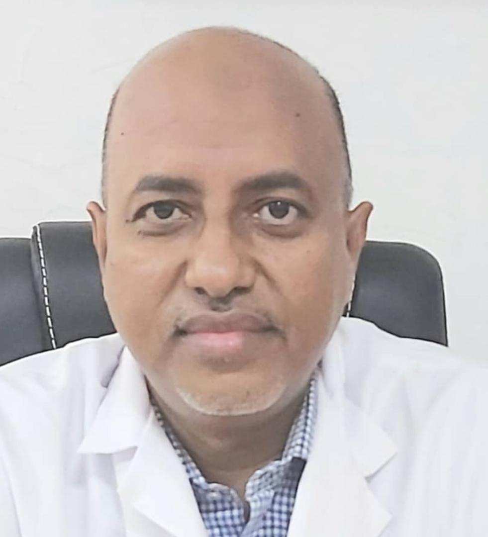 Pr Ahmed Eba Walaty, directeur du Centre National de Cardiologie : ‘’Pour éviter de nouveaux cas de Covid-19, des mesures barrières doivent être scrupuleusement respectées, de même que le confinement partiel et les distanciations sociales’’