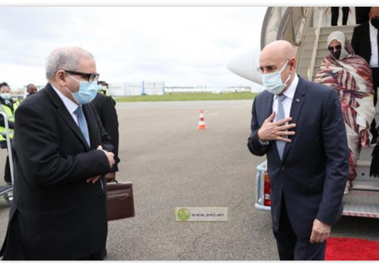 Arrivée du Président de la République à Paris