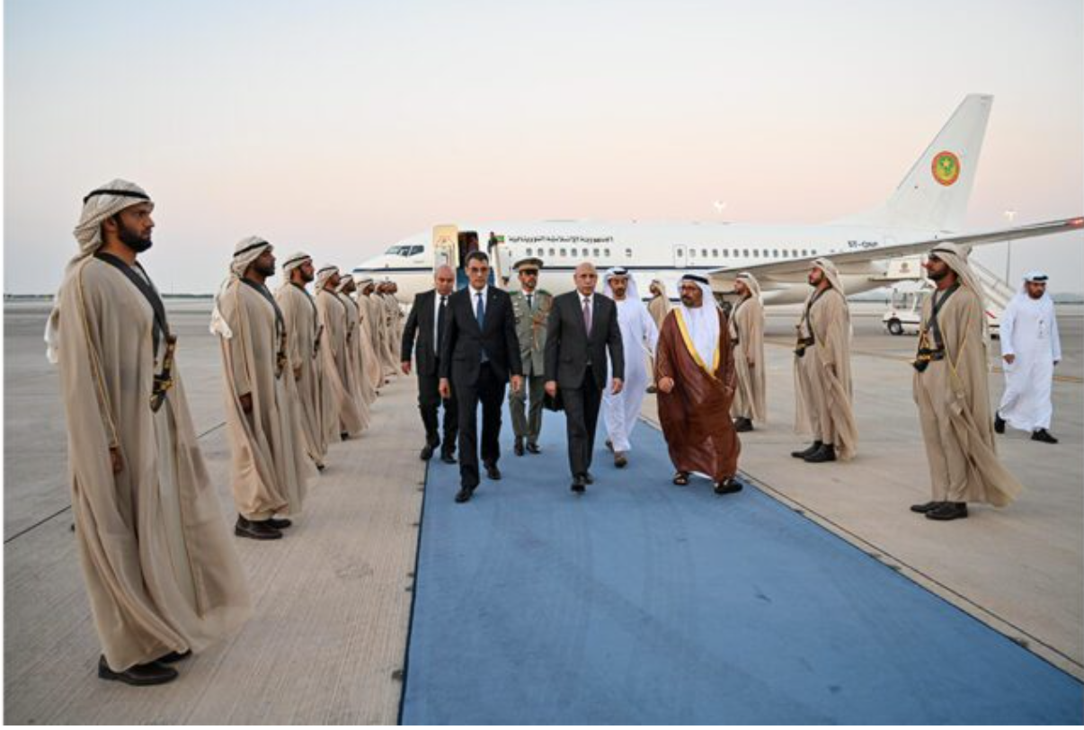 Le Président de la République arrive à Abu Dhabi