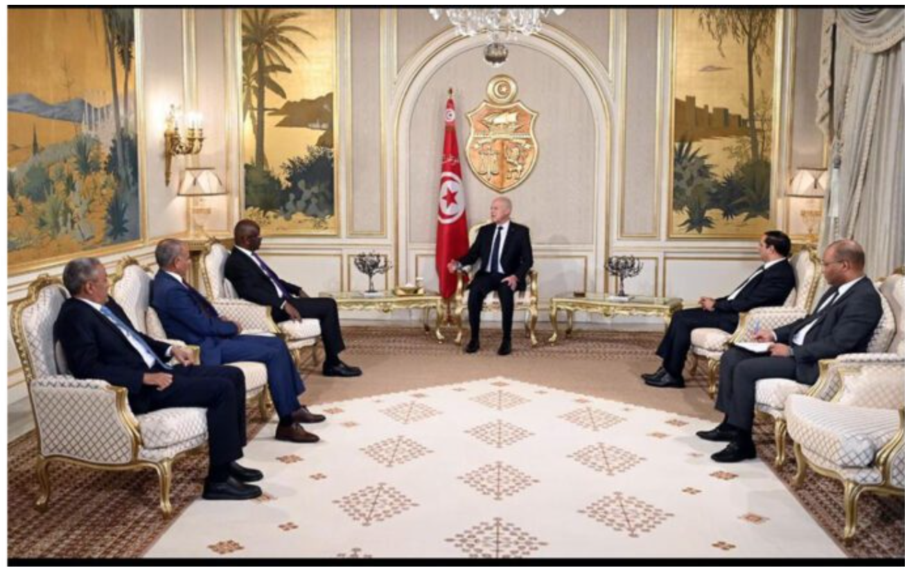 Le Président de la République adresse un message à son homologue tunisien