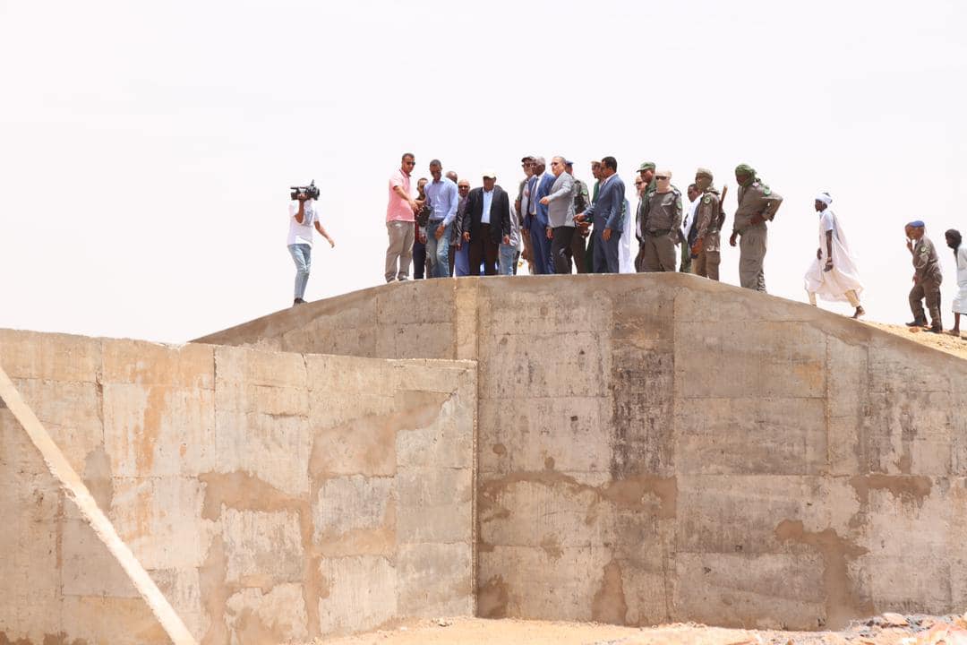 Au coeur de l'Aftout, le Délégué Général de TAAZOUR inaugure et lance d'importants agricoles et éducatifs