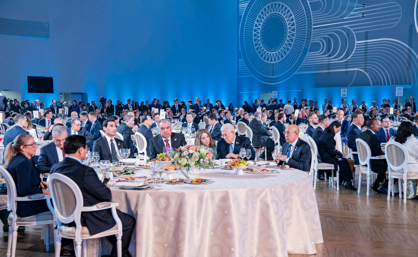 Le Président de la République, Président de l’UA, participe au dîner offert par le Président russe aux chefs d’États participant au sommet des BRICS à Kazan