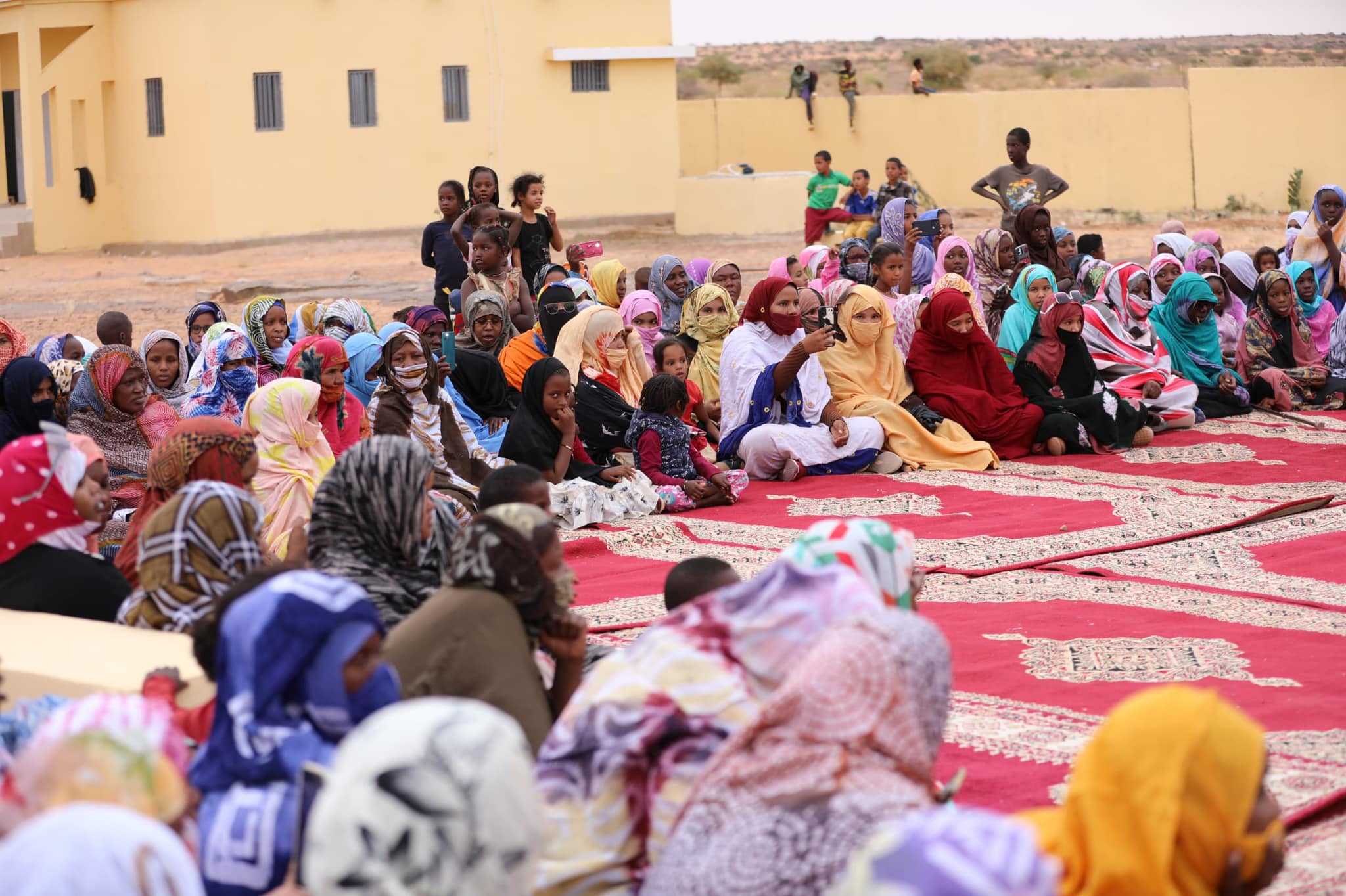 Le délégué général de Taazour inaugure une école dans le quartier d’El Jadida à Tidjikja