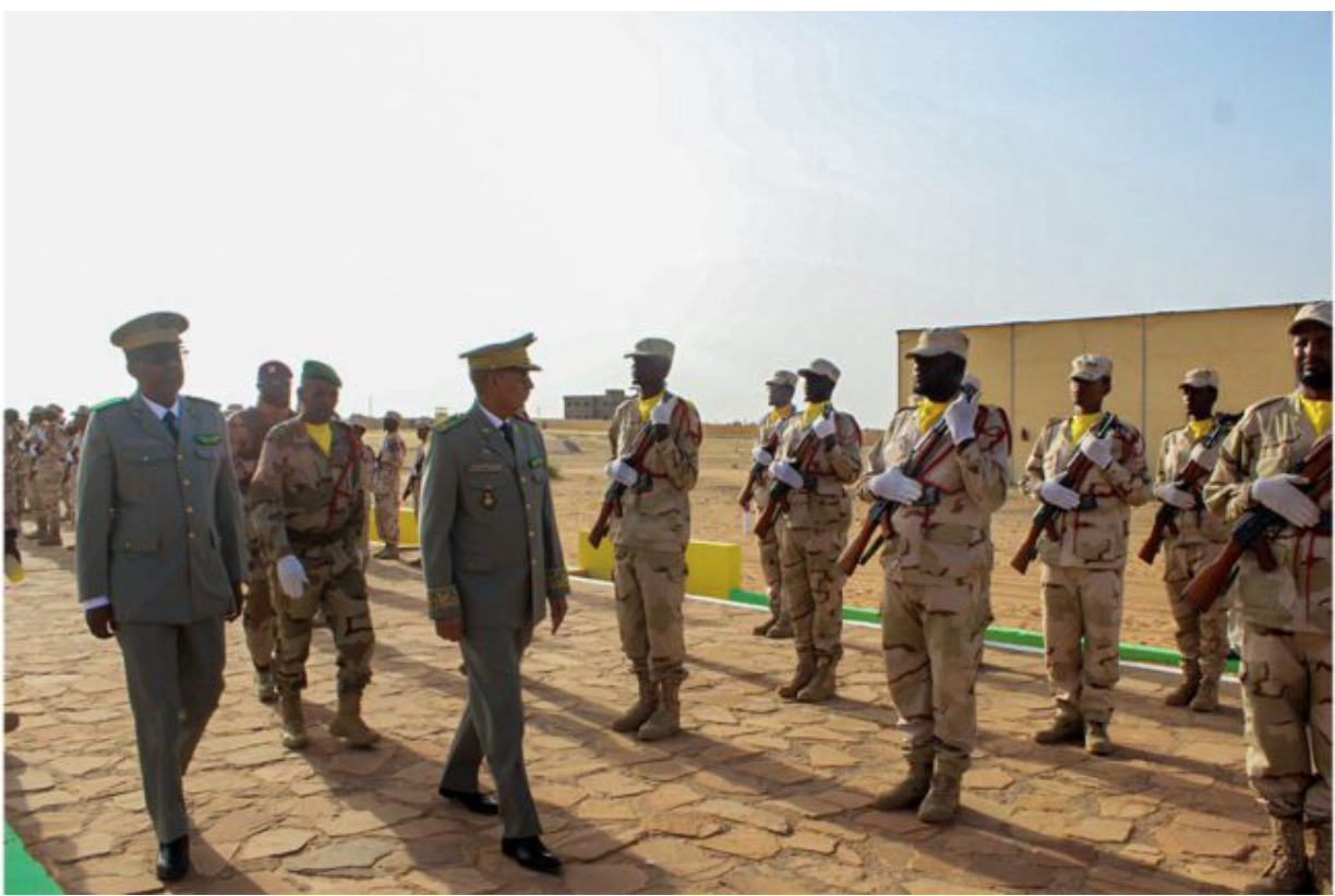 Le chef d’état-major adjoint des armées supervise la remise des diplômes à deux promotions de l’École nationale des sous-officiers d’active