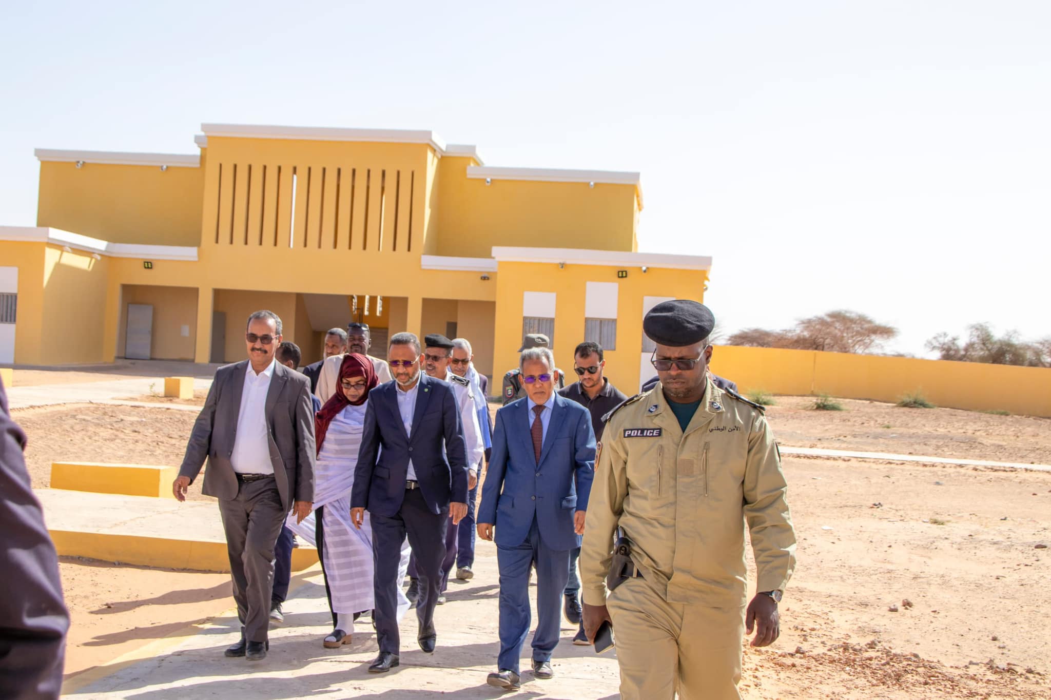 Le Délégué Général à la Solidarité Taazour inaugure l’école ‘’Dubaï’’ à Kiffa