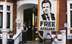 Equateur: le "hackeur" Assange pourra rester à l'ambassade de Londres (président)