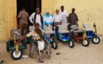 Le marathon International de Nouadhibou remet 6 fauteuils roulants tout neuf au bureau Handisport de la Mauritanie