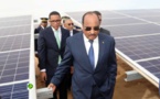 Le Président de la République inaugure une centrale solaire à Toujounine