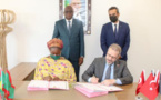 Signature d’une convention entre l’Agence de Promotion de l’Investissement et le conseil des hommes d’affaires du Moyen-Orient