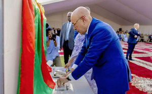 Le Président de la République pose la première pierre du projet de renforcement de l’alimentation en eau potable de Nouakchott à partir de la nappe d’Idini