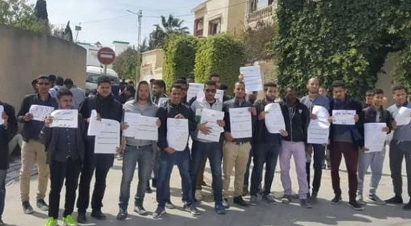 Sit-in des étudiants mauritaniens en Tunisie pour réclamer le paiement de leurs bourses